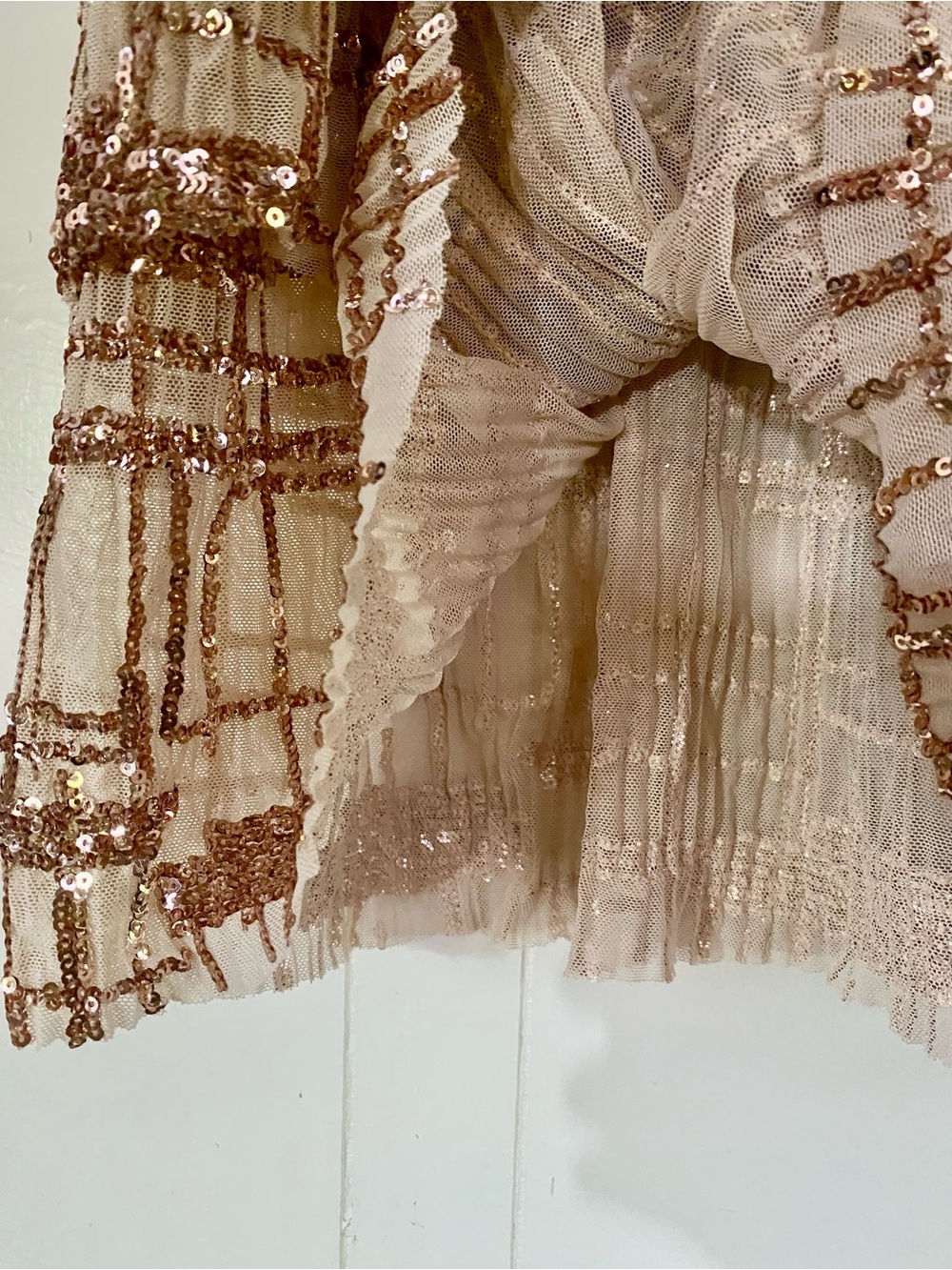 En Saison Embellished Tiered Midi Dress - Picture 8 of 10